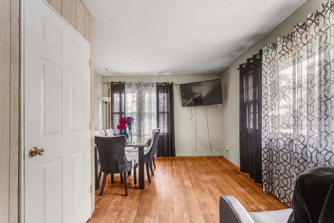 Photo of 1206 Cole Place