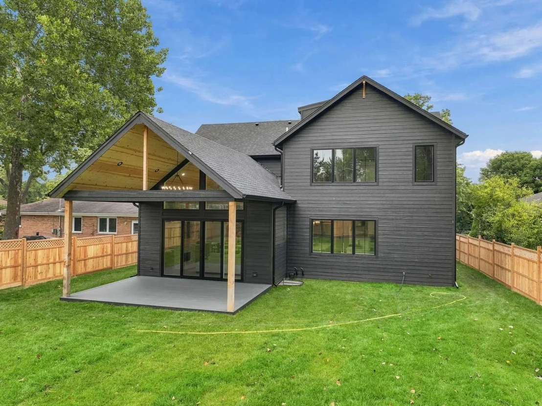 Photo of 810 Clover Court