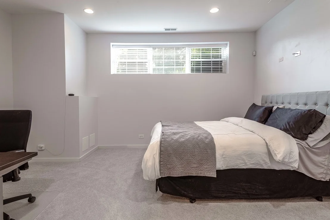 Photo of 5041 N Normandy Avenue