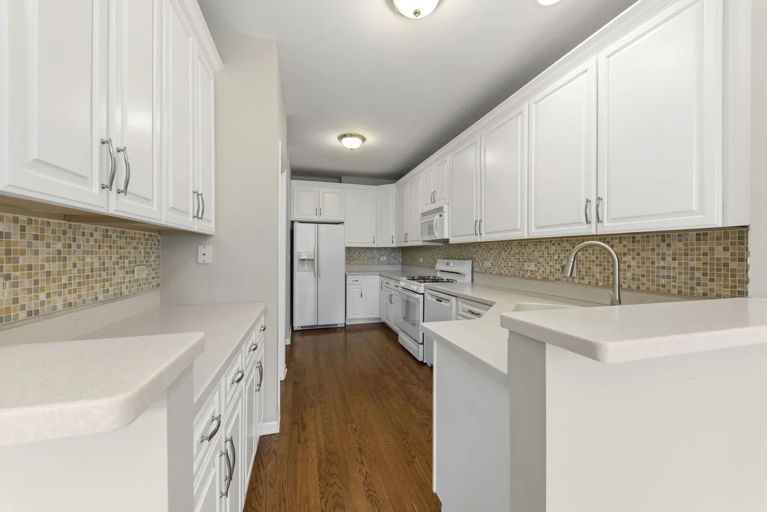 Photo of Unit 3 at 1728 Pershing Avenue