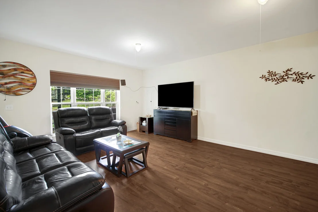 Photo of 439 Bay Tree Circle