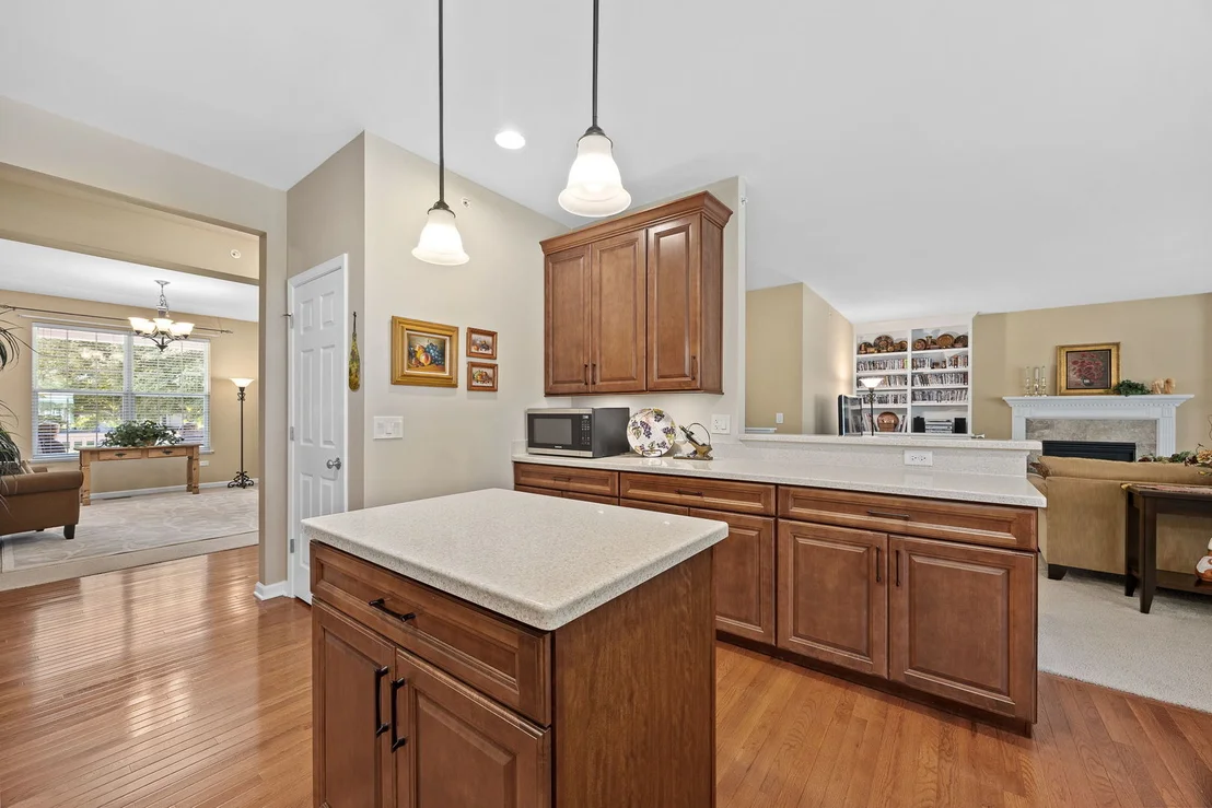 Photo of 1707 Pondview Drive