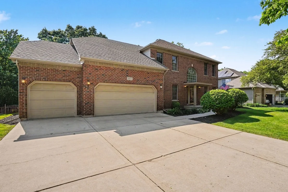 Photo of 205 Willowwood Drive