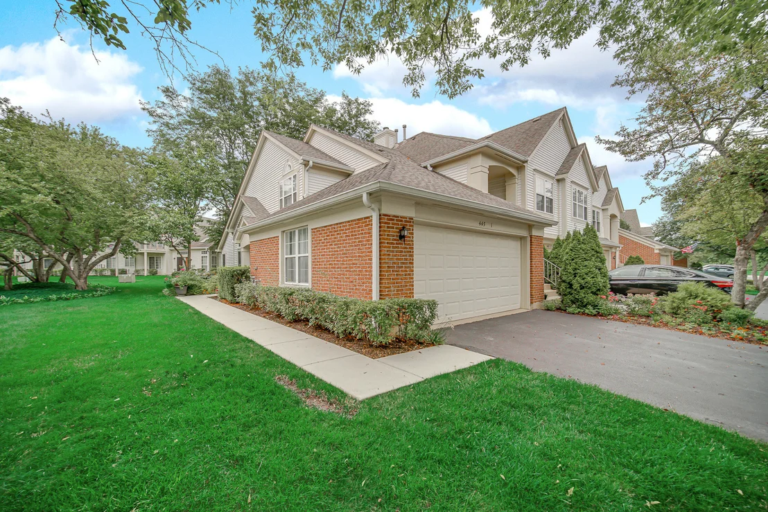 Photo of Unit 1 at 445 Cromwell Circle