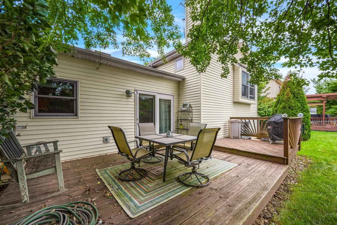 Photo of 302 Carriage Hills Road