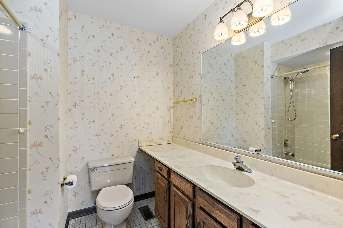 Photo of 1105 Beach Comber Drive