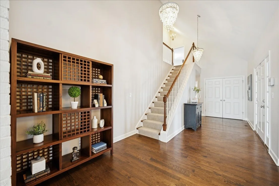 Photo of 898 Bridlegate Lane