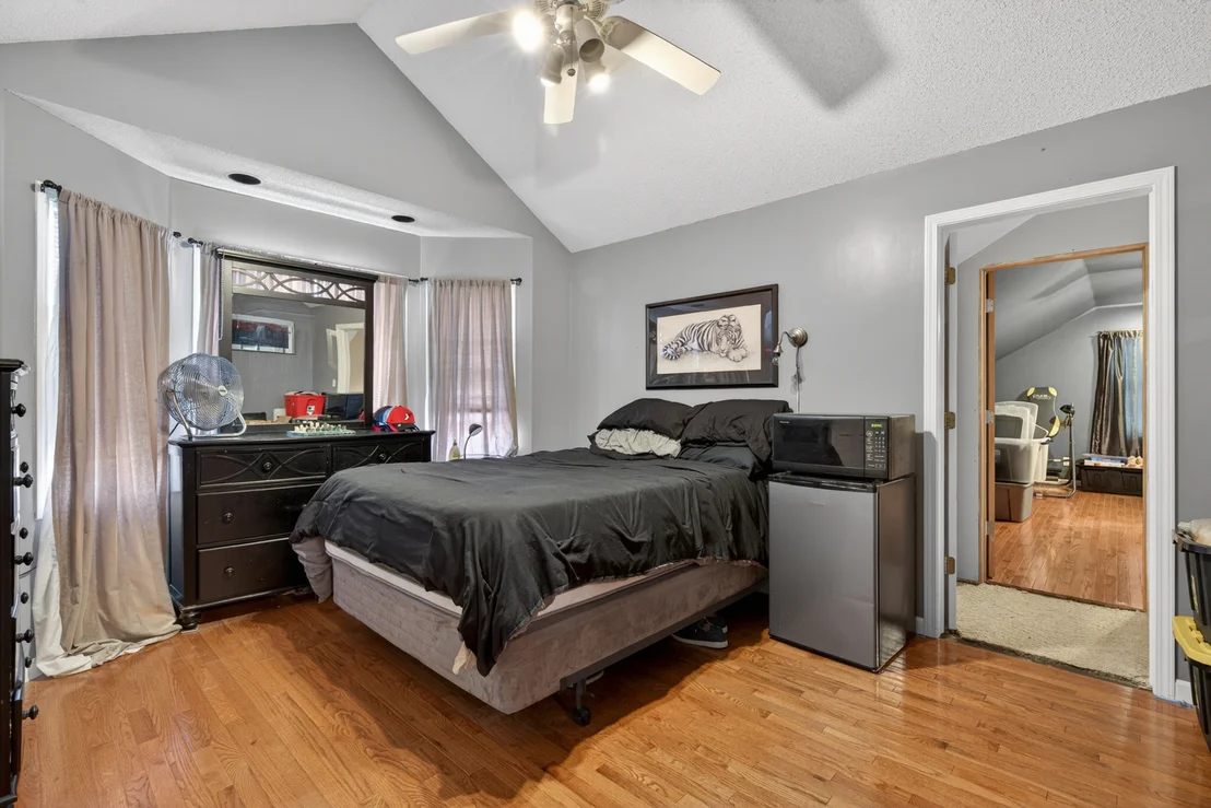 Photo of 817 Adrienne Avenue