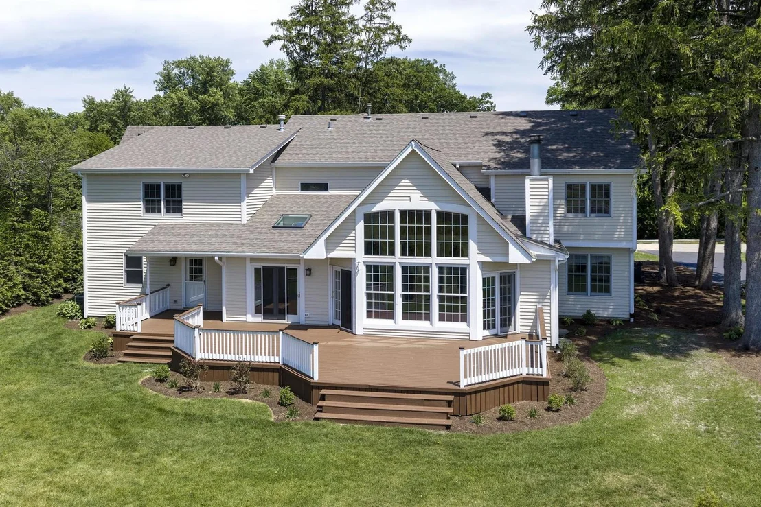 Photo of 2074 Greenview Road