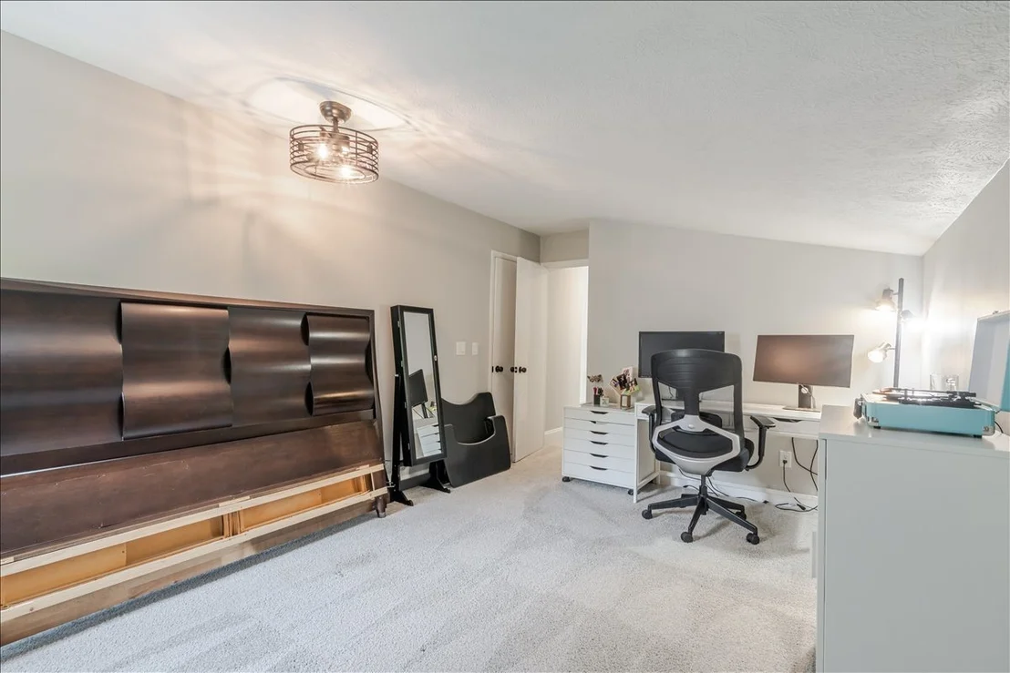 Photo of 6 Kenfield Circle