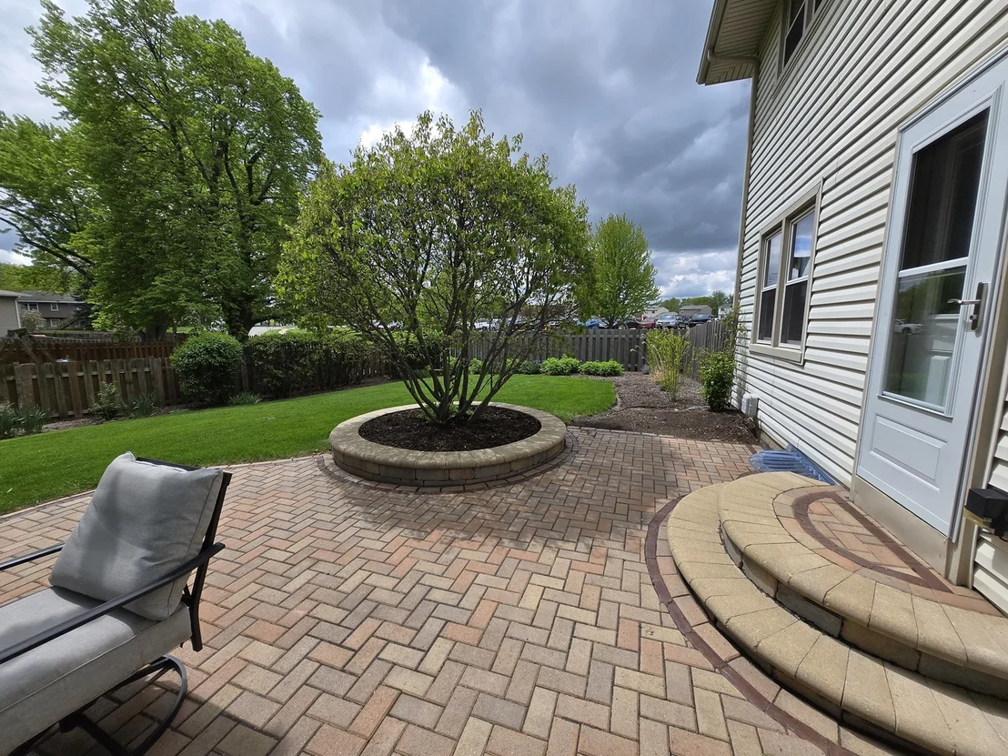 Photo of 900 Dearborn Circle