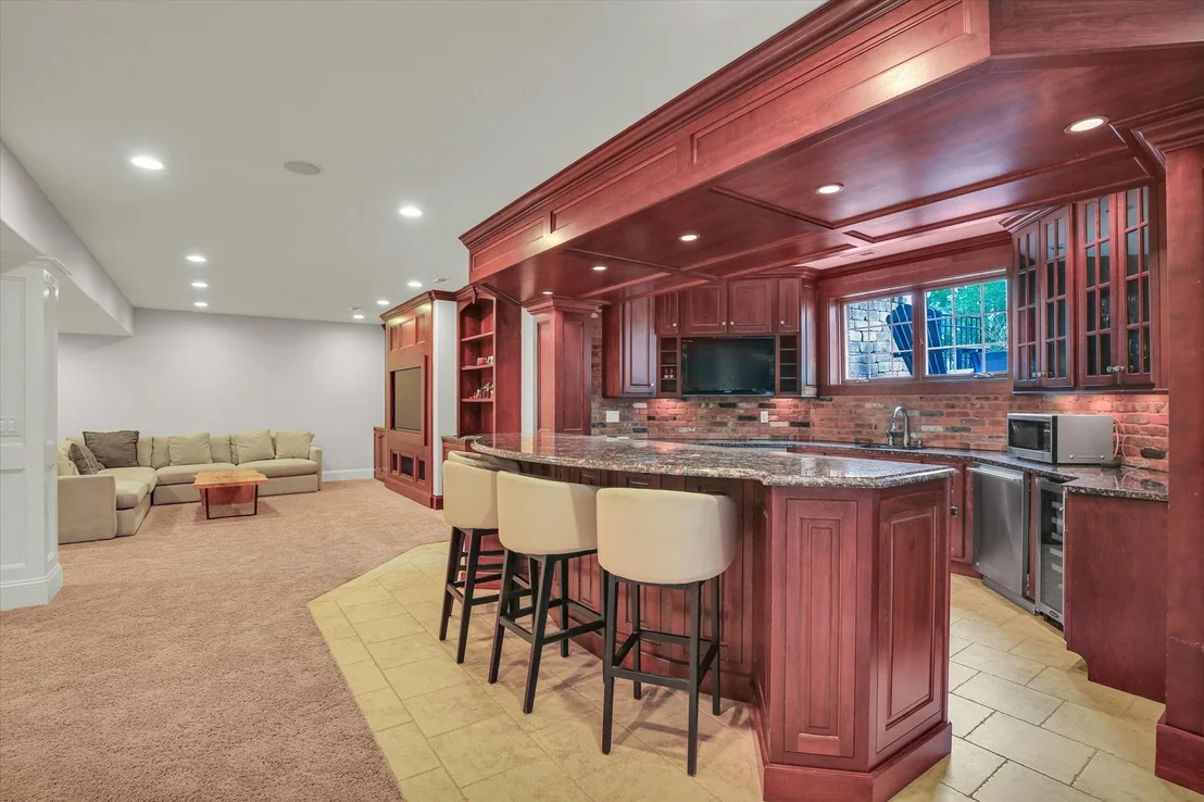 Photo of 4905 Peifer Lane