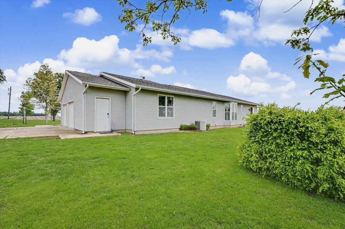 Photo of 1681 County Road 700 N