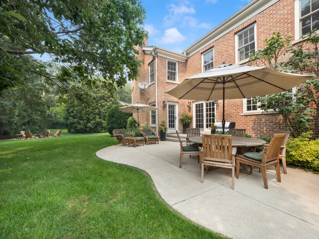 Photo of 2363 Larkdale Drive
