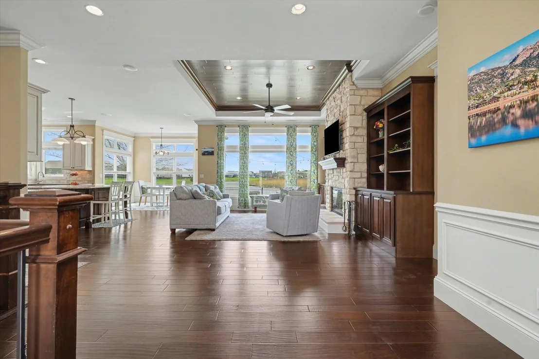 Photo of 405 Denton Drive