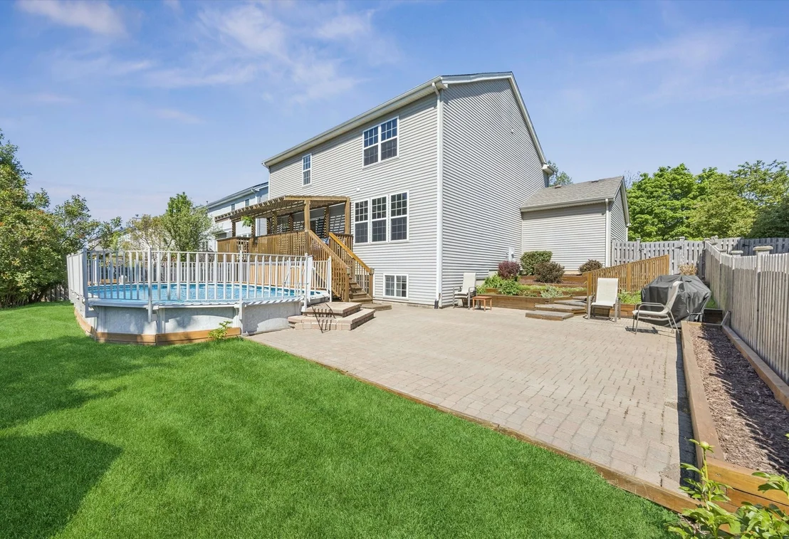 Photo of 1562 Glenside Drive