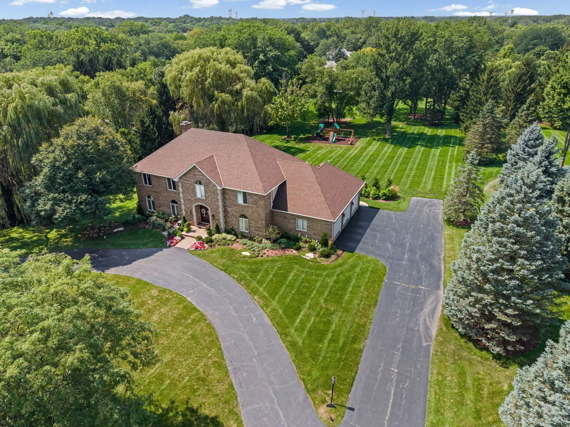Photo of 5657 Oakwood Circle