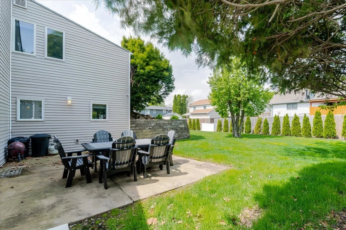 Photo of 6 Kenfield Circle