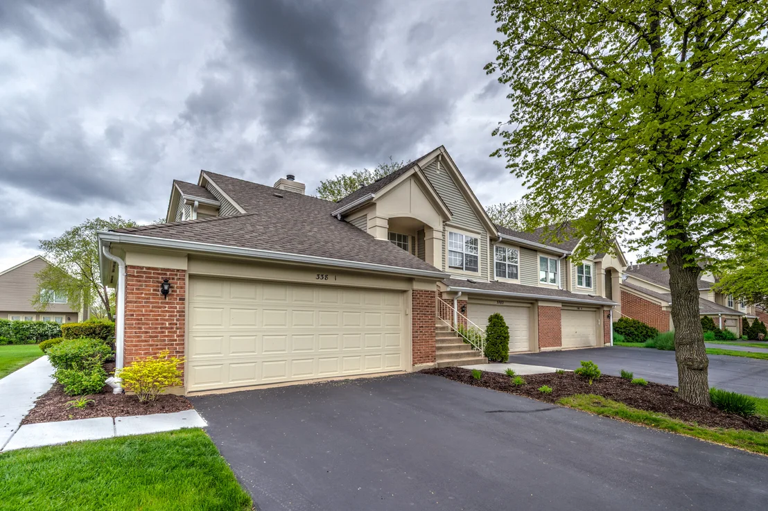 Photo of Unit 2 at 338 Ashford Circle