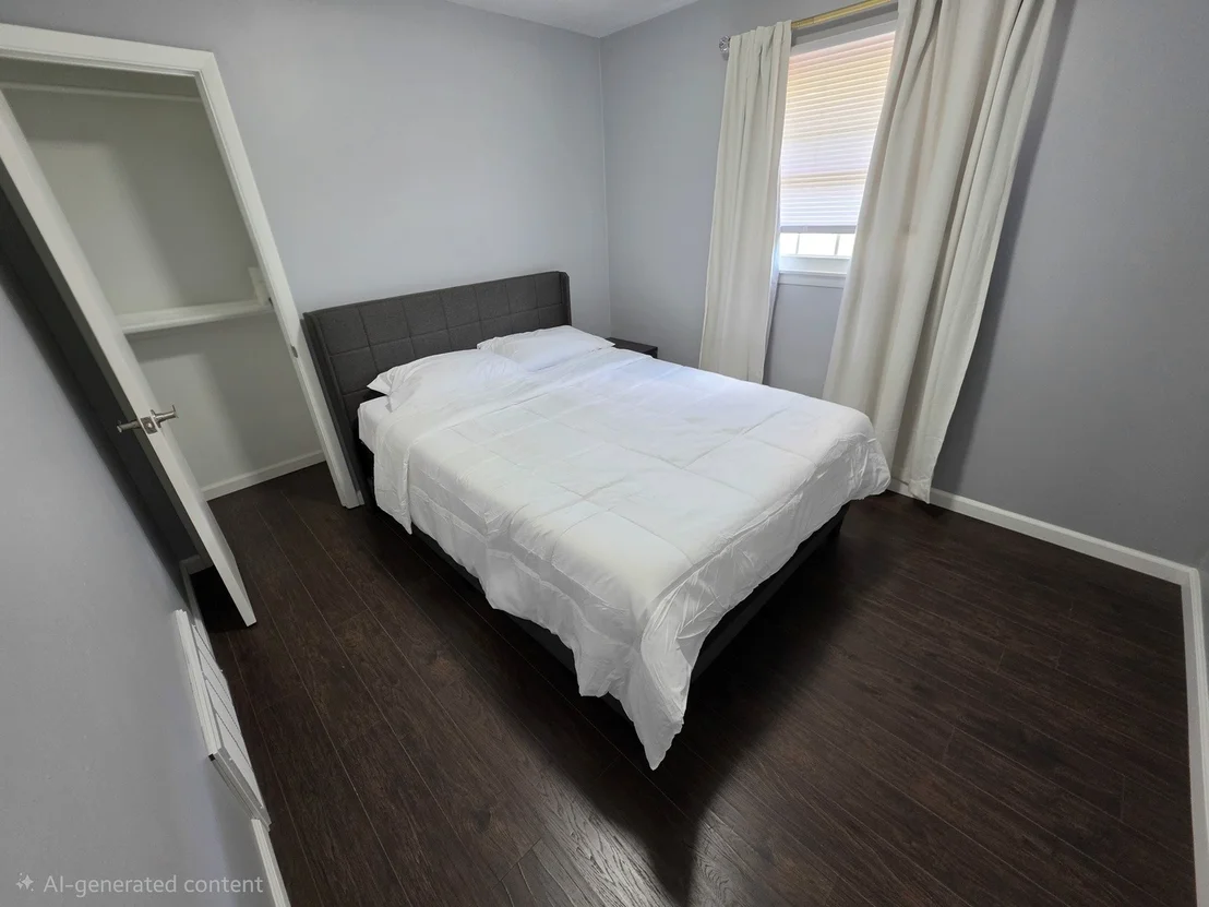 Photo of 2301 Greenbriar Lane