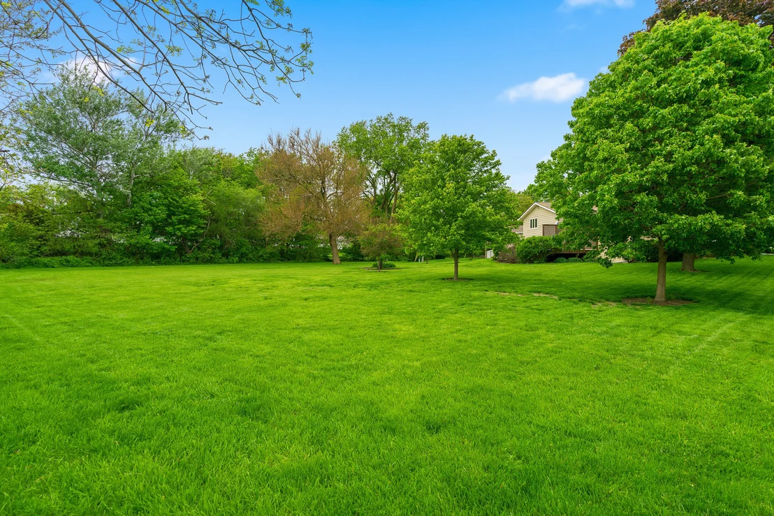 Photo of 1107 VALLEY Lane