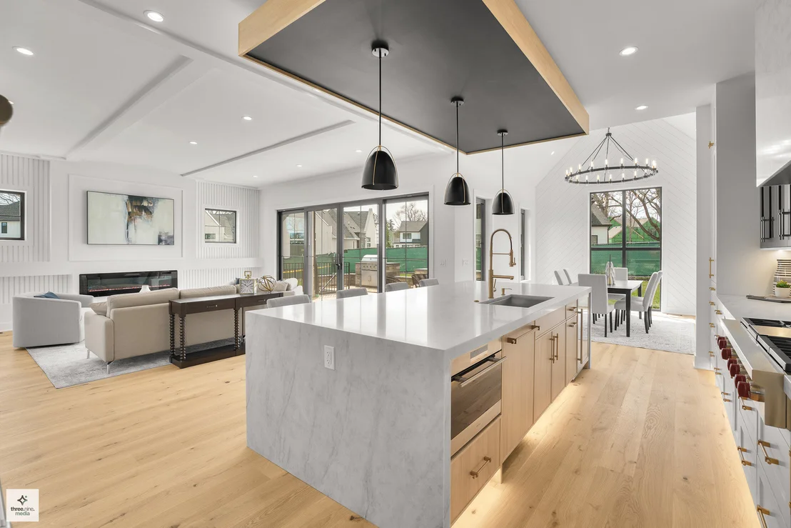 Photo of 390 Forest Edge Drive