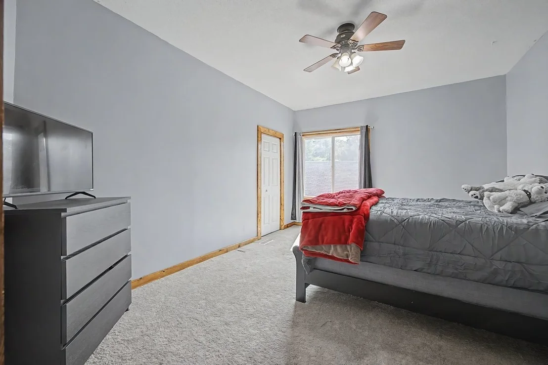 Photo of 111 7th Street