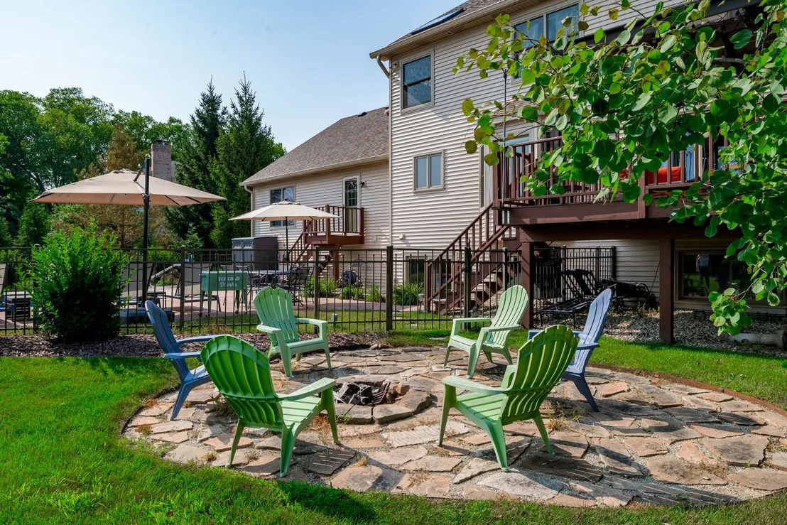 Photo of 39W140 Baert Lane