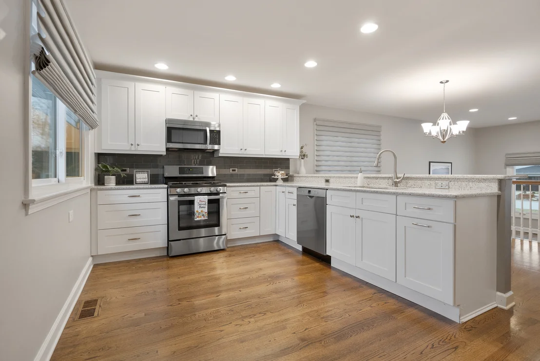 Photo of 1811 AZALEA Lane