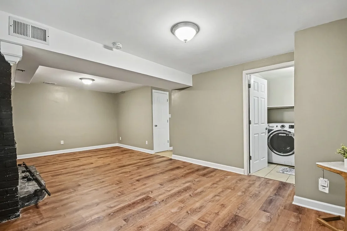 Photo of 614 Oriole Drive