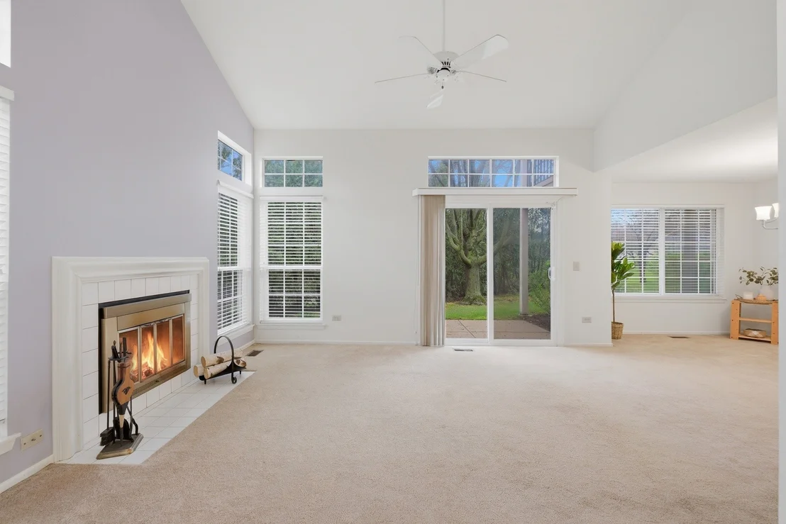 Photo of Unit 1 at 442 Cromwell Circle
