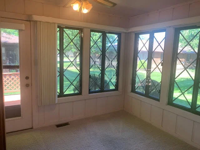 Photo of 811 Shagbark Road