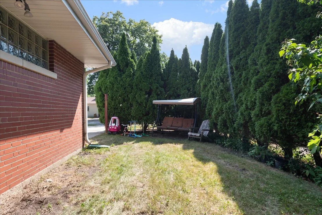 Photo of 3902 Greenleaf Street