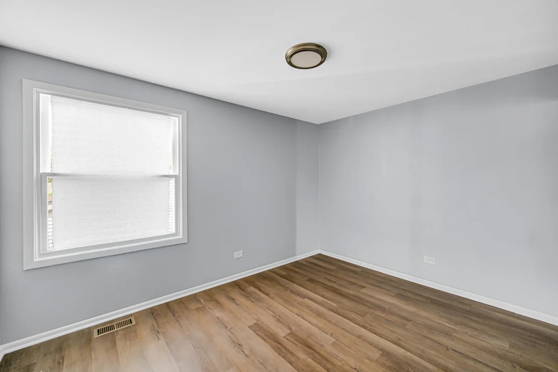 Photo of Unit 0 at 1793 Queensbury Circle