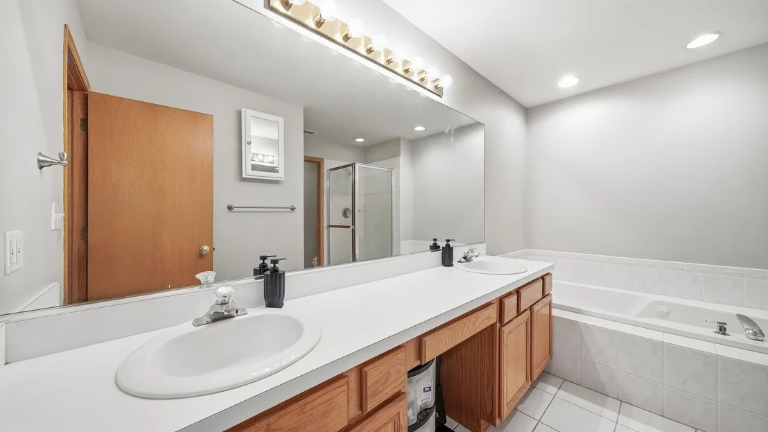 Photo of 3232 Lightning Court