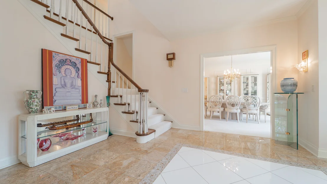 Photo of 310 Barrington Drive