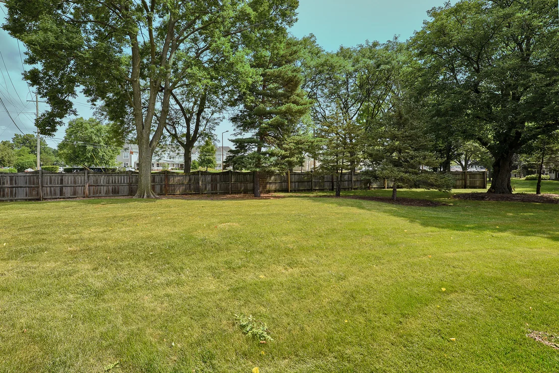 Photo of 248 Willow Parkway