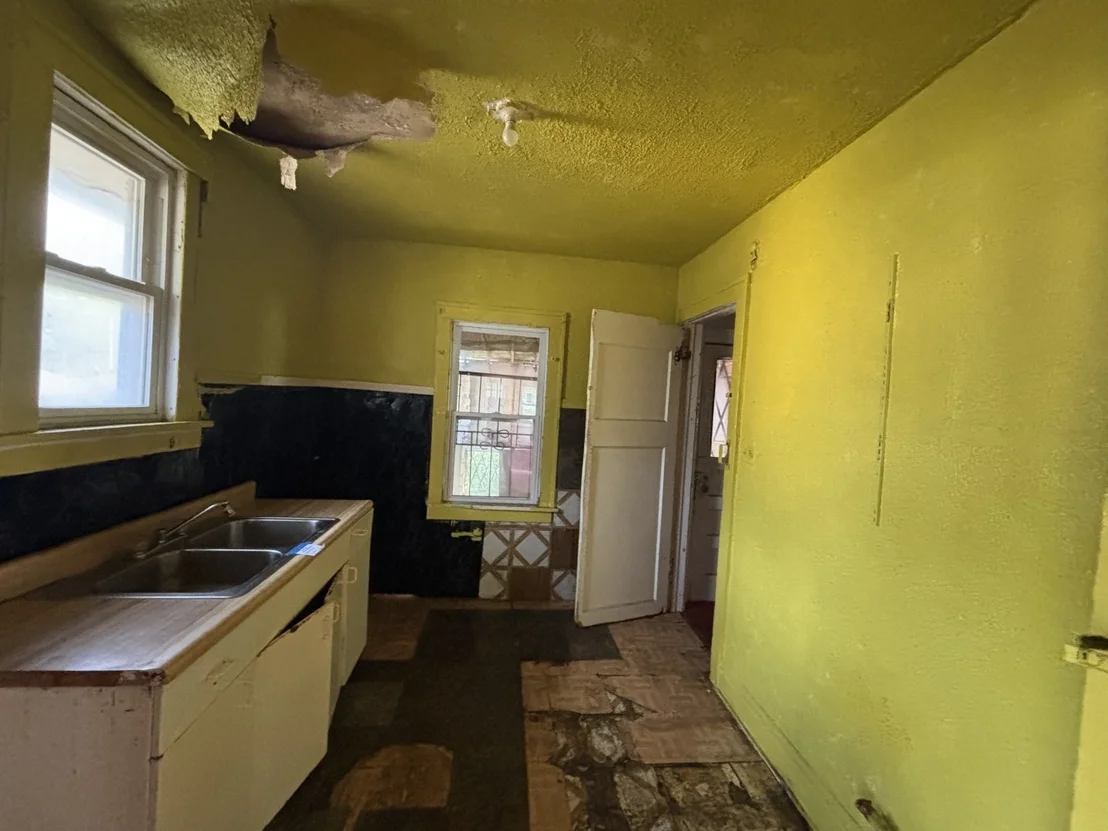 Photo of 1341 W 112th Place