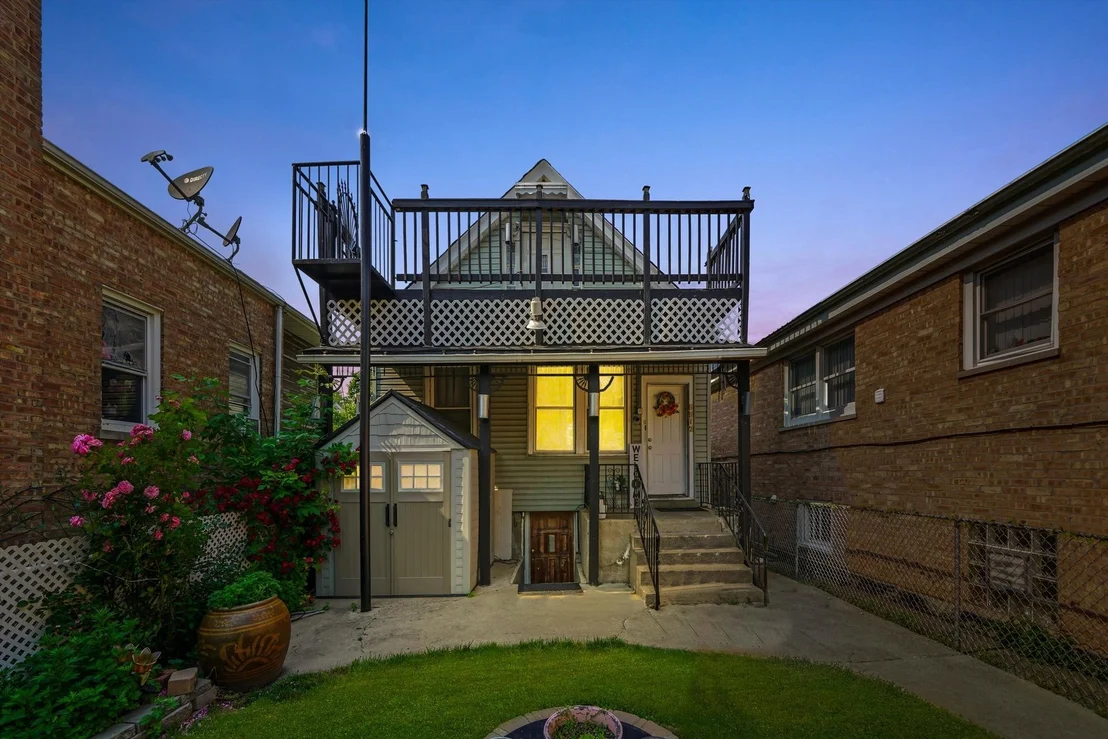Photo of 5512 W WRIGHTWOOD Avenue