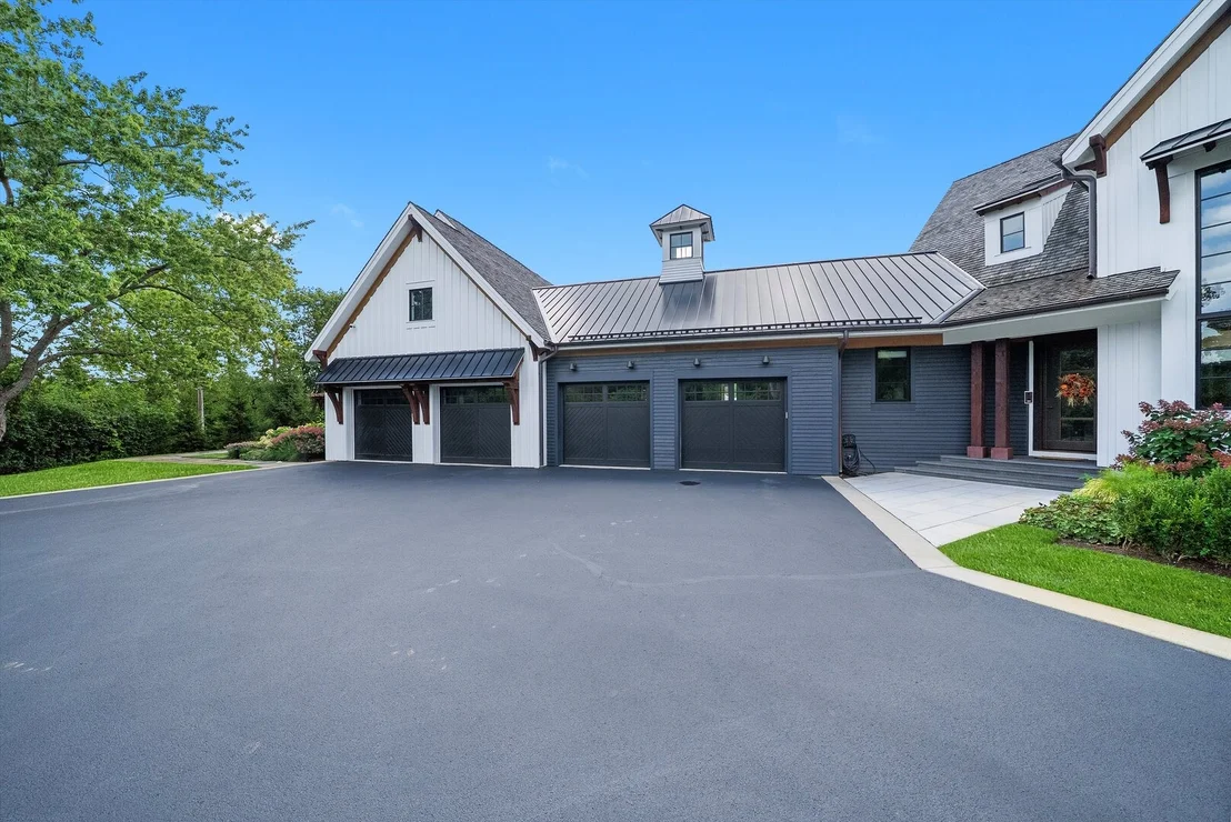 Photo of 201 Oakdene Drive