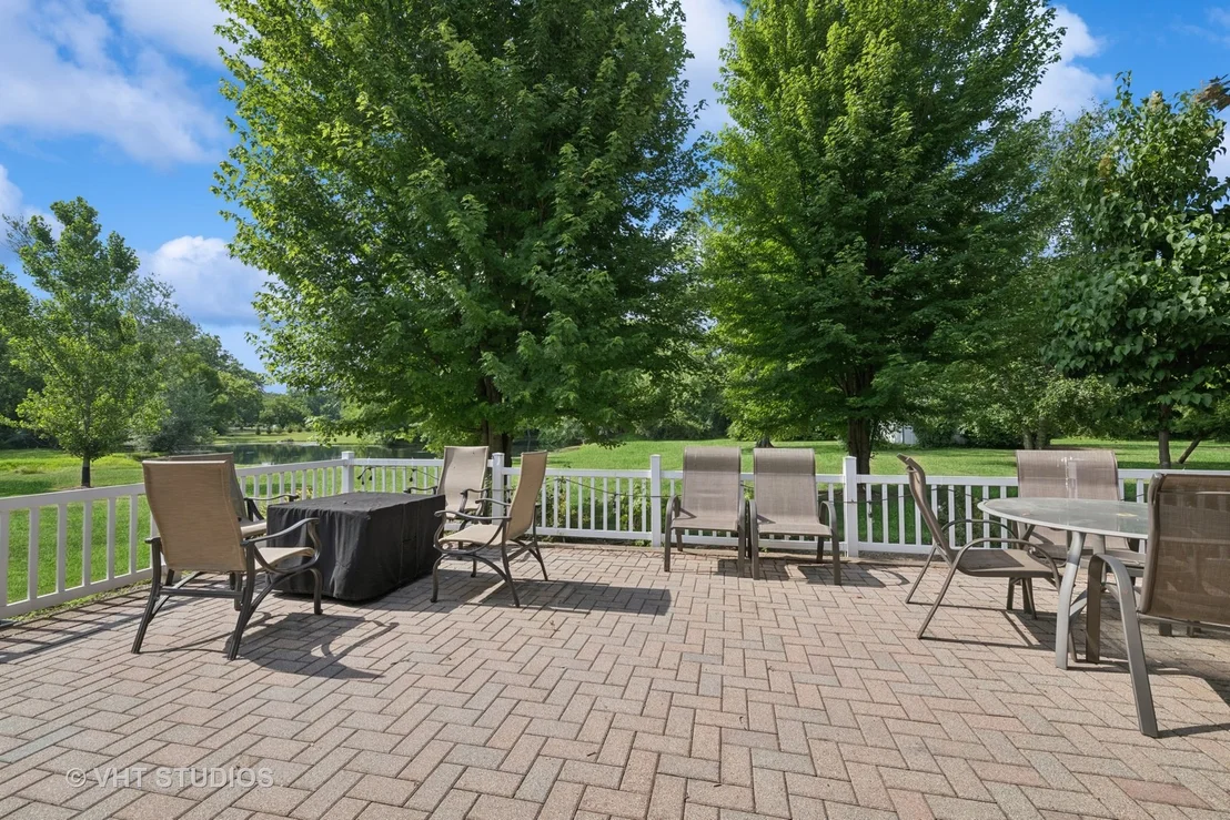 Photo of 153 Algonquin Road