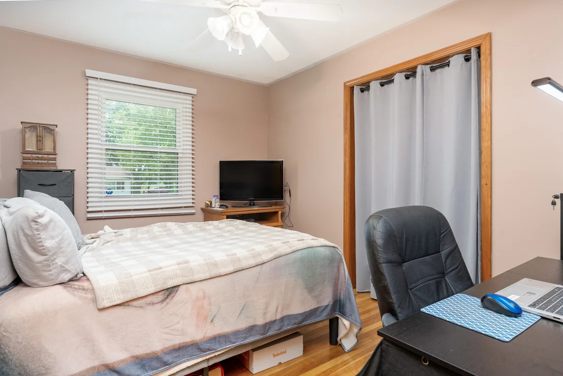 Photo of 1098 Karner Drive
