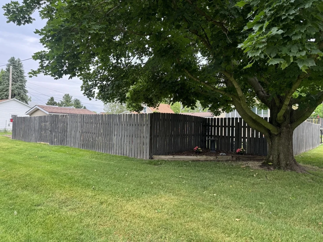 Photo of 209 N Steele Street