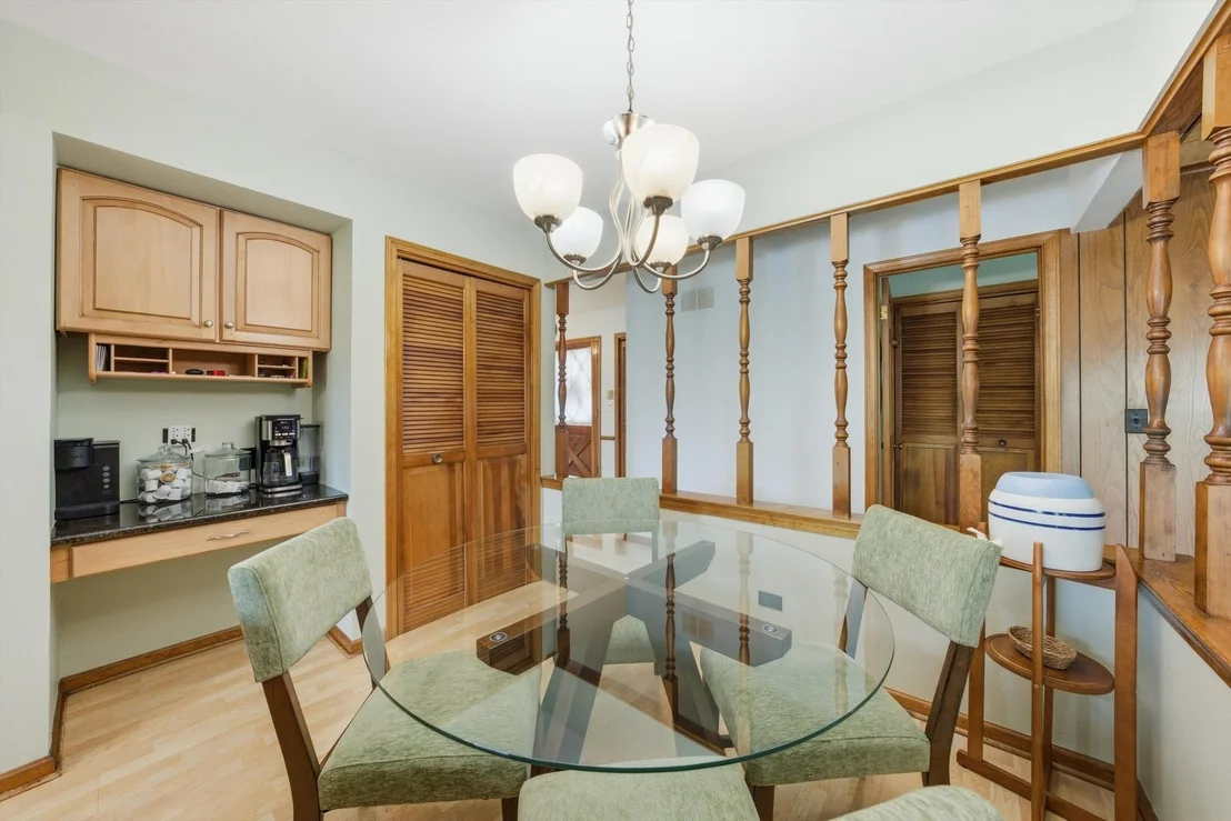 Photo of 2919 Embassy Row
