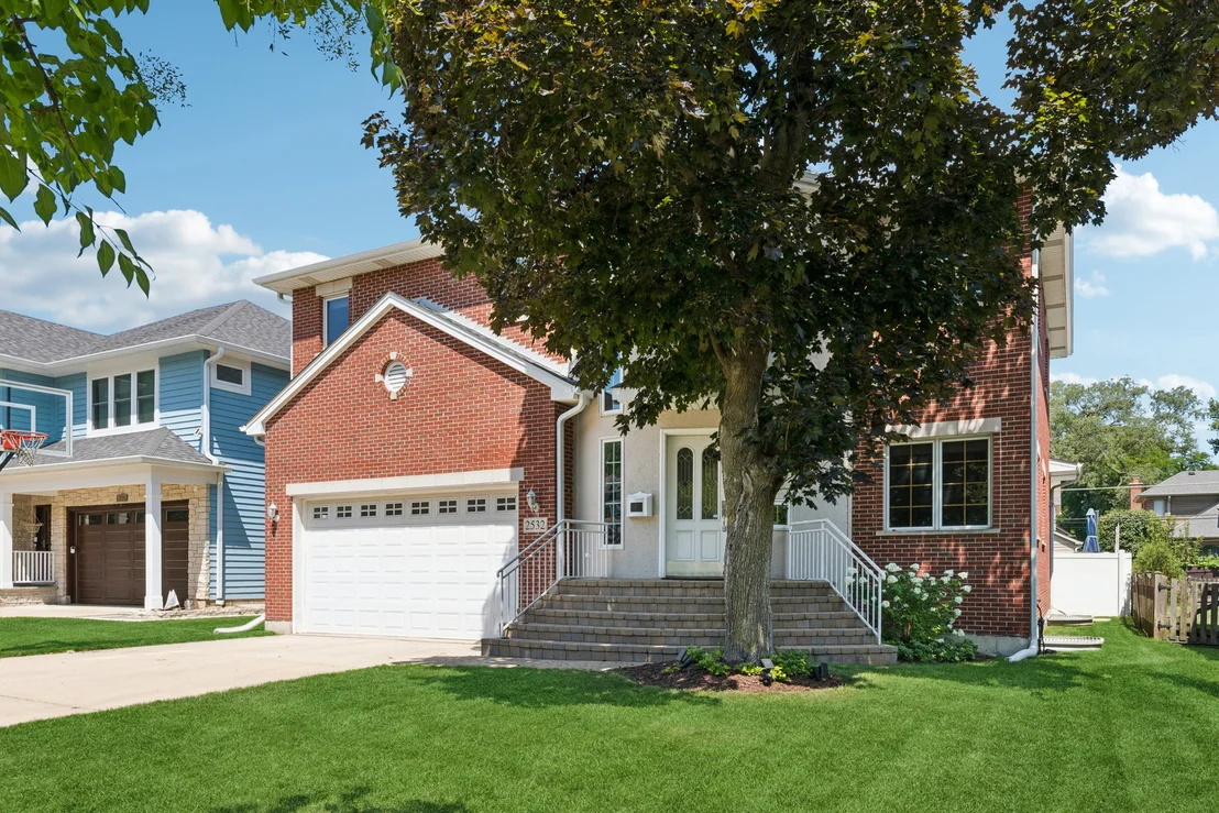 Photo of 2532 Illinois Road