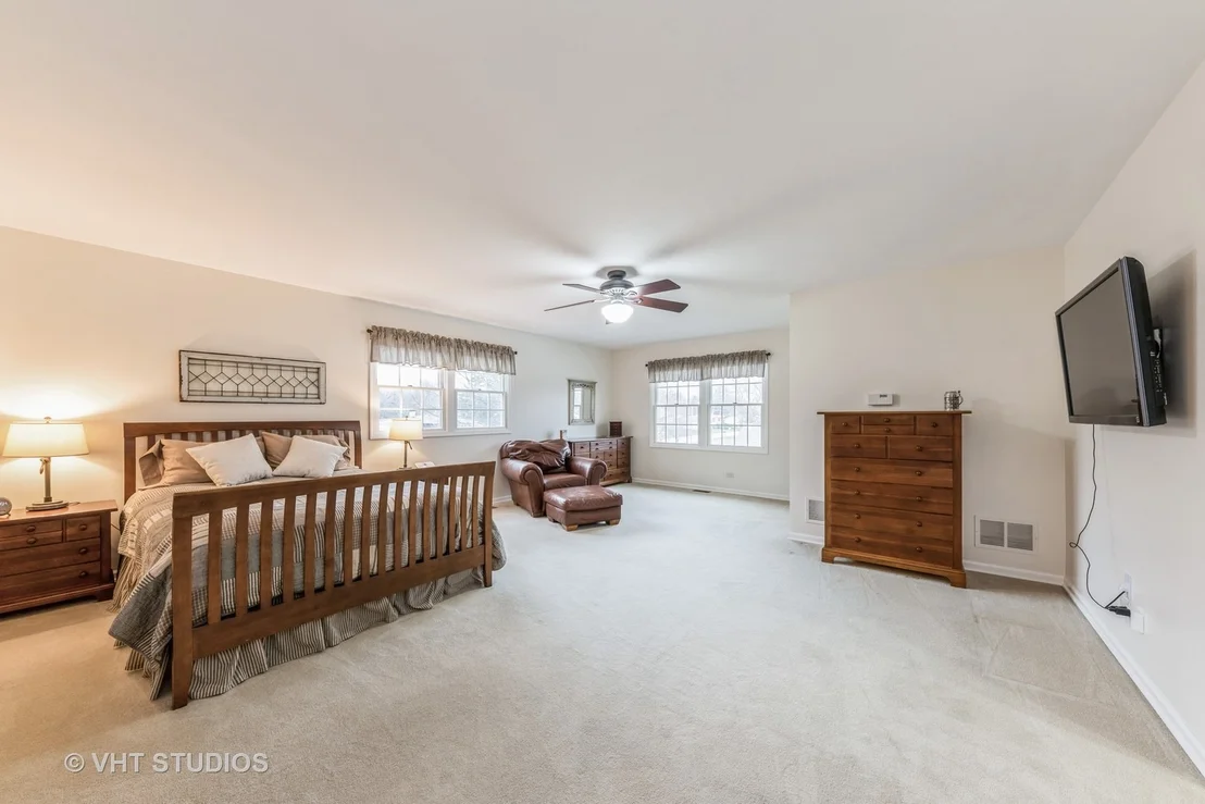 Photo of 627 N Stephen Drive