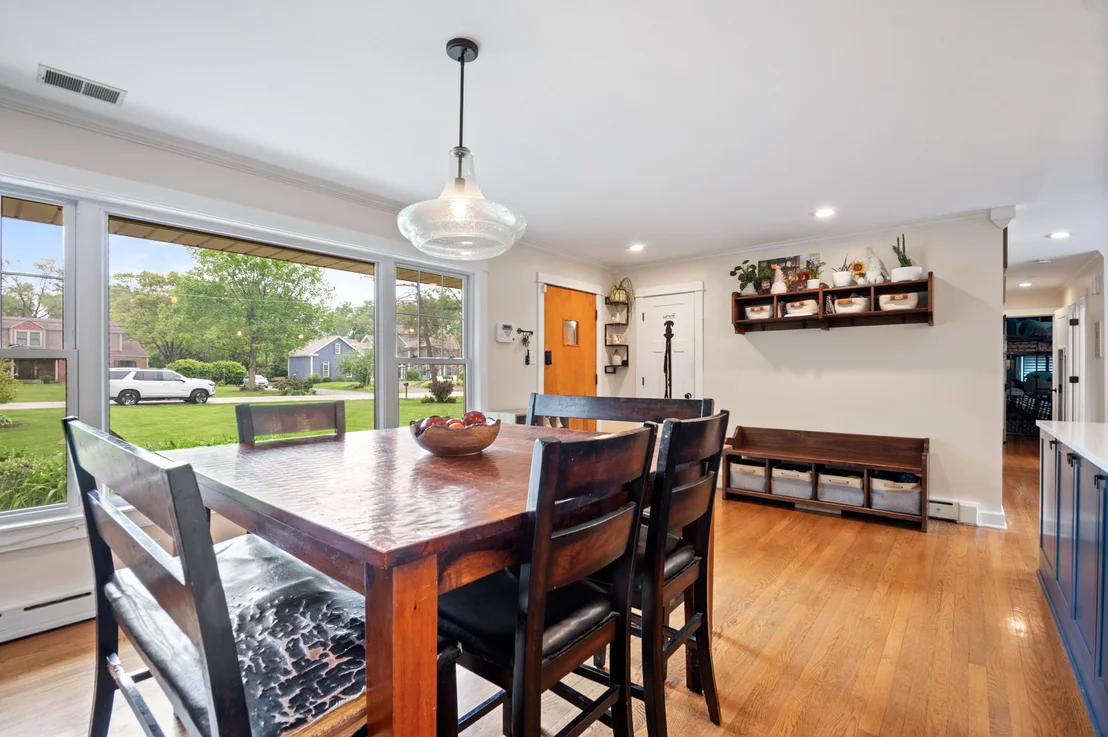 Photo of 17W214 W Hillside Lane