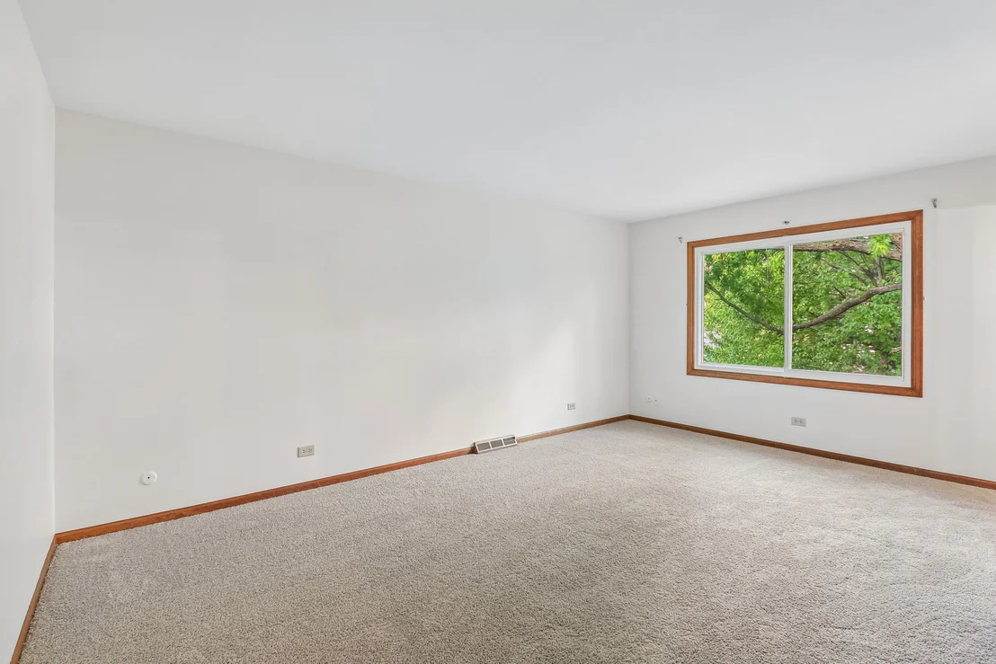 Photo of 733 Buttonwood Circle