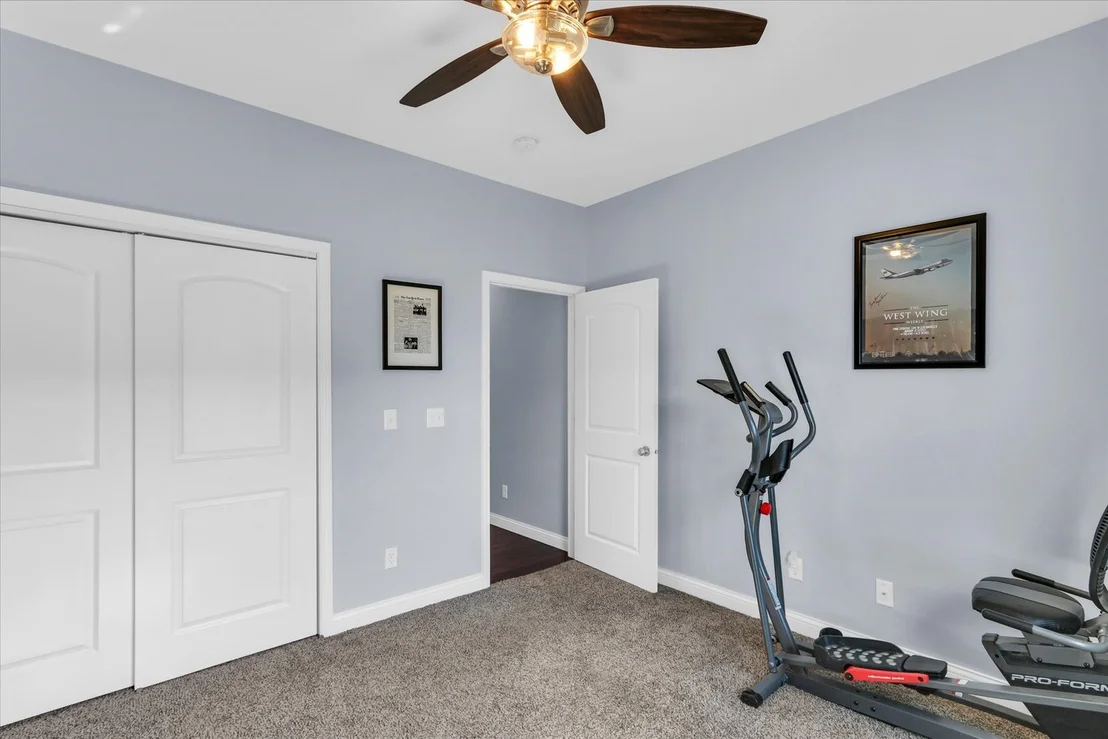 Photo of 1611 E Vernon Drive
