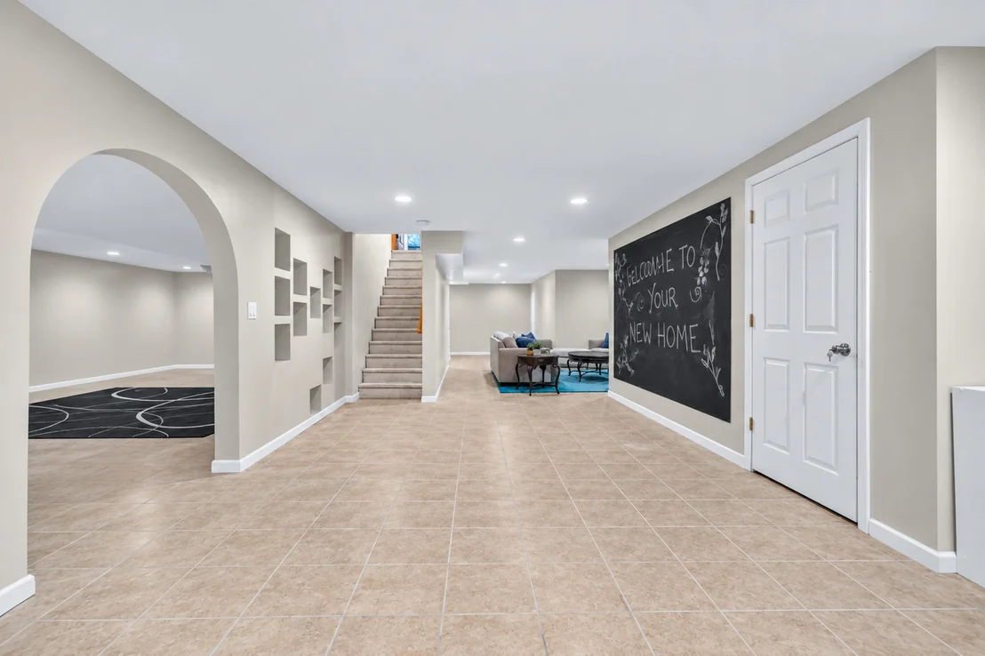 Photo of 9176 Forest Ridge Drive